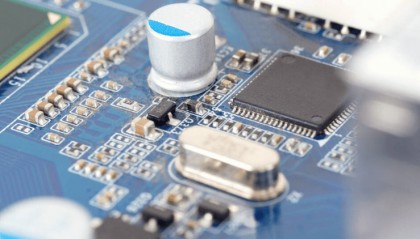 中国“杀鸡儆猴”？荷兰马上变老实了，微妙时刻，德国紧急吹响欧洲反美号角