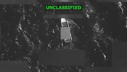 美防长：美军打击一艘“运毒船” 致2人死亡