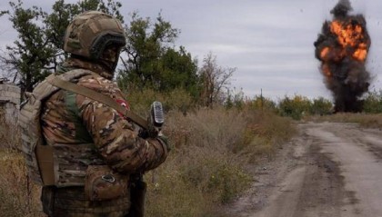 俄军从北到南全线同步推进，红军城告急，乌军北部通道被切断