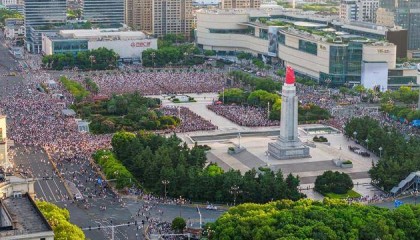 南昌旅游订单增18% 景德镇因“鸡排哥”加持订单涨近40%