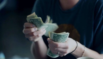 3年内闭店率高达61.23%，加盟商不愿陪跑的爸爸糖还有戏吗？