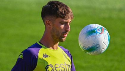 AC米兰新援德温特：年轻后卫将如何填补佳夫的空缺？