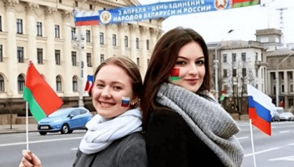 俄罗斯变了？20年来首次，不把美国当“头号敌人”，中国第二友好？