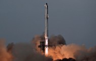 SpaceX星舰第十次试飞：1亿美元飞一次，发射节奏滞后或致美重返月球计划延期