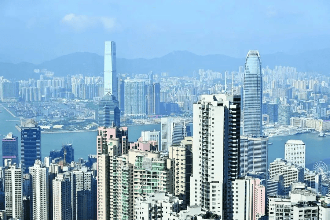 香港银行账户「账户管理费+转账手续费」汇总，建议收藏！