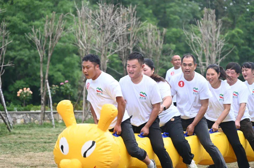 庙坝镇举办首届红色运动会