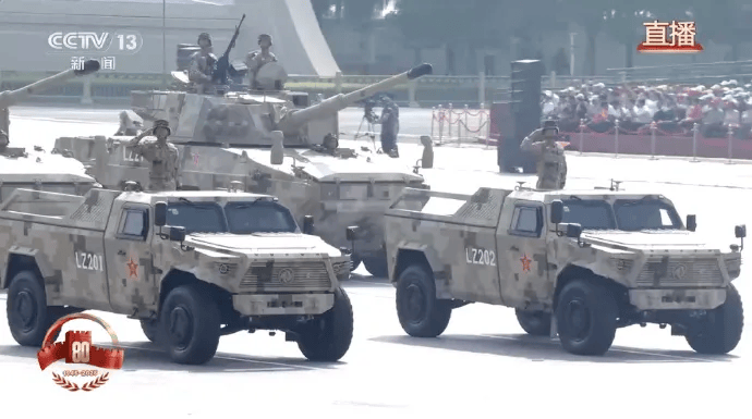 九三阅兵重磅武器汇总来了,完整视频+高清大图!中国军队装备已经Next Level,军迷变军盲