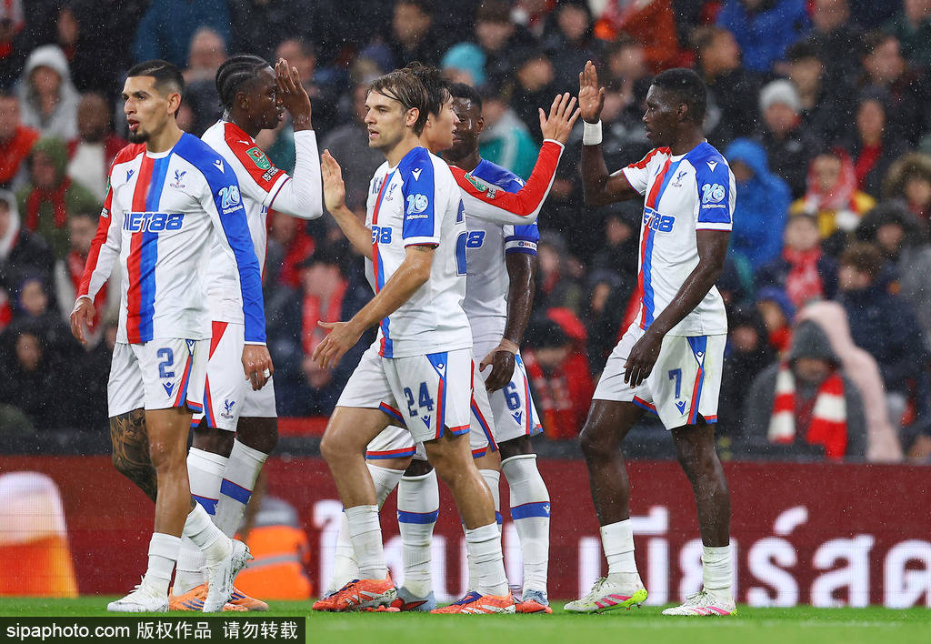 遭赛季三杀！联赛杯-萨尔双响 利物浦轮换阵容0-3水晶宫出局