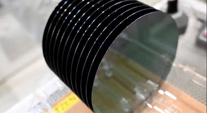 金灿荣：荷兰没有服软迹象，中国要打到完全胜利！