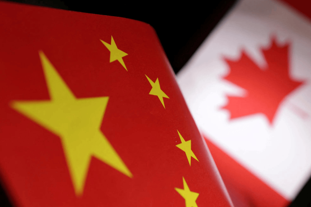 中加已经谈拢?王毅挂断加外长电话,卡尼总理下令不惜一切代价要摆脱美国