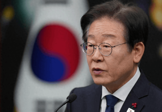 行动暂停！中方怒火快压不住，李在明下定决心，第一个向日本发难，高市早苗这回玩过火了